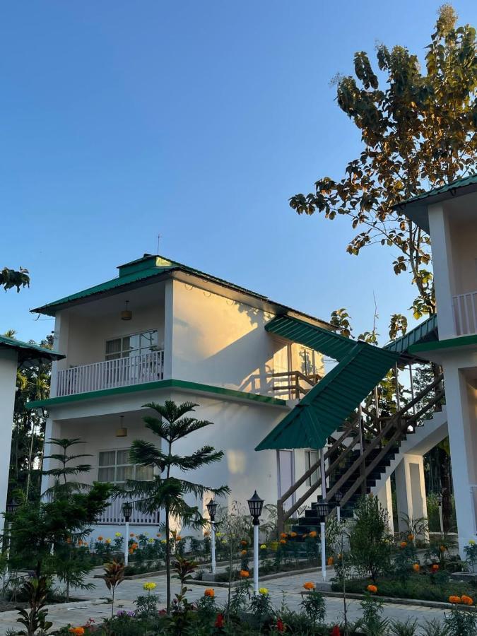 Jaldapara Forest Tourist Lodge Jftl Madari Hat Eksteriør bilde