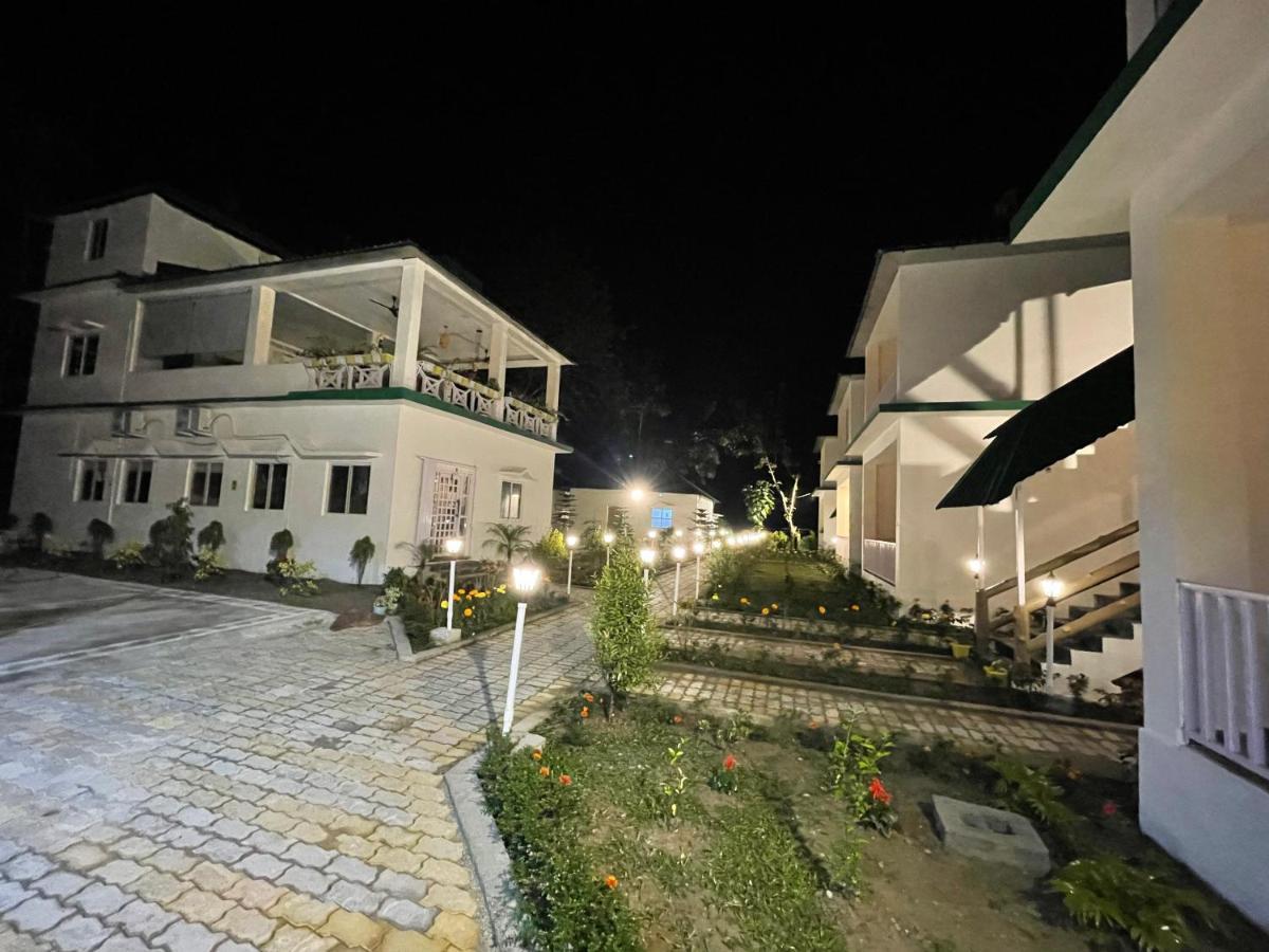 Jaldapara Forest Tourist Lodge Jftl Madari Hat Eksteriør bilde